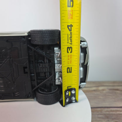 2003 Hot Wheels Porsche 911 GT3 Diecast Model Car 1:18 Scale Silver Collectible Display