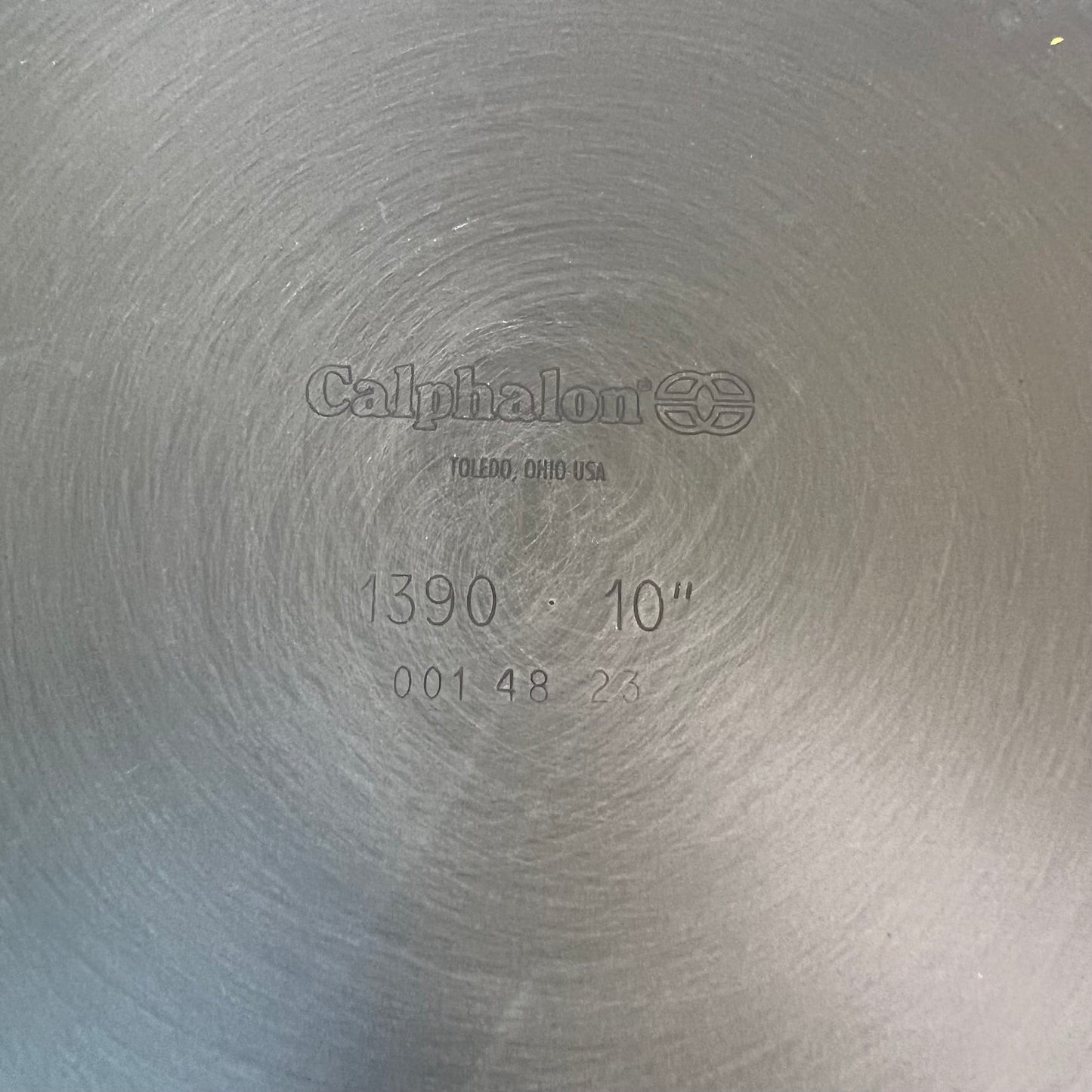 New NWT Calphalon Contemporary Nonstick 10-inch Omelet Pan