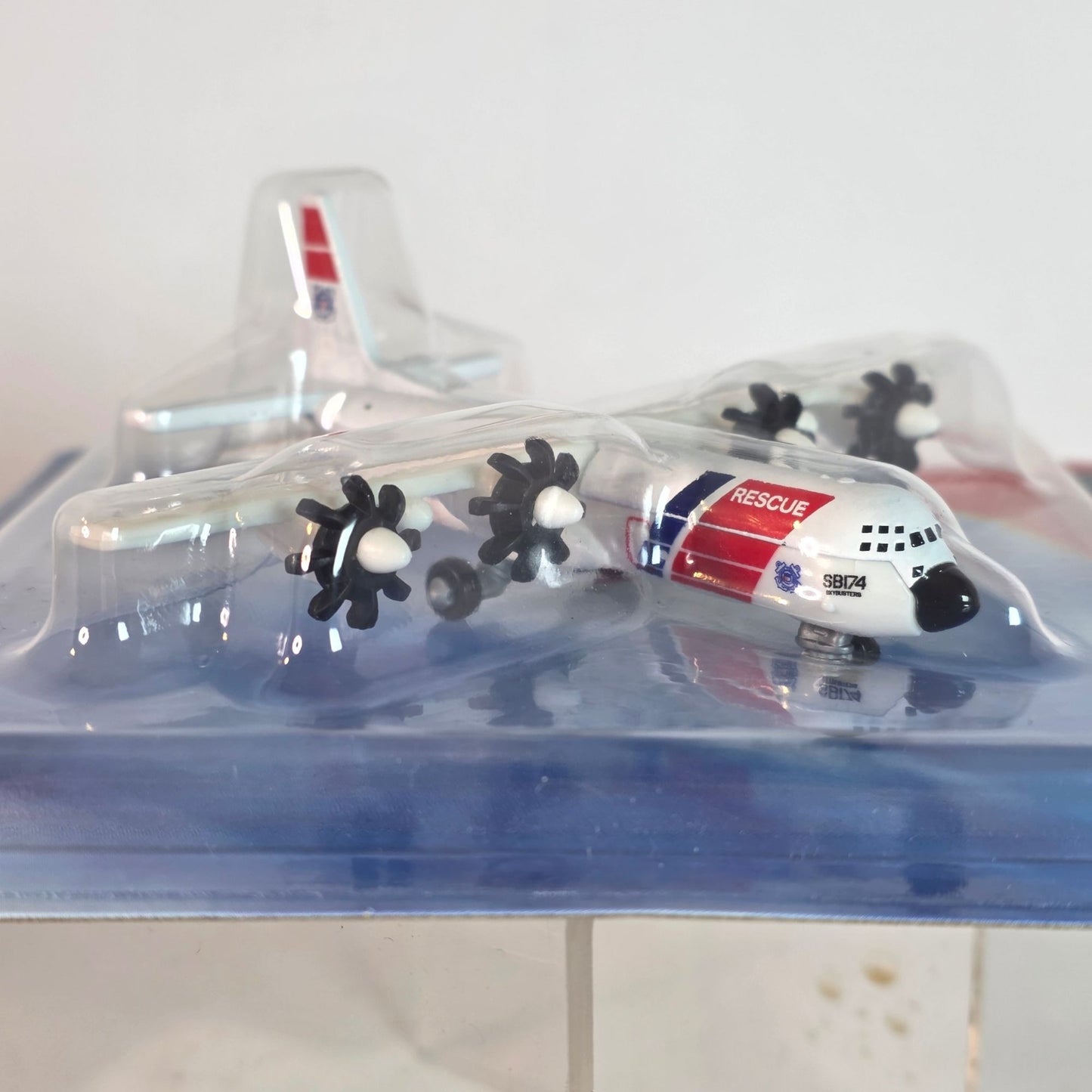 Matchbox Sky Busters 2025 #28 Lockheed Martin C-130J Rescue Plane MOC