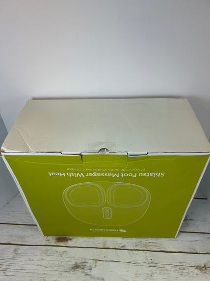 NIOB New MEDCURSOR Shiatsu Foot Massager w/Heat MDFM400 Spa Relaxation