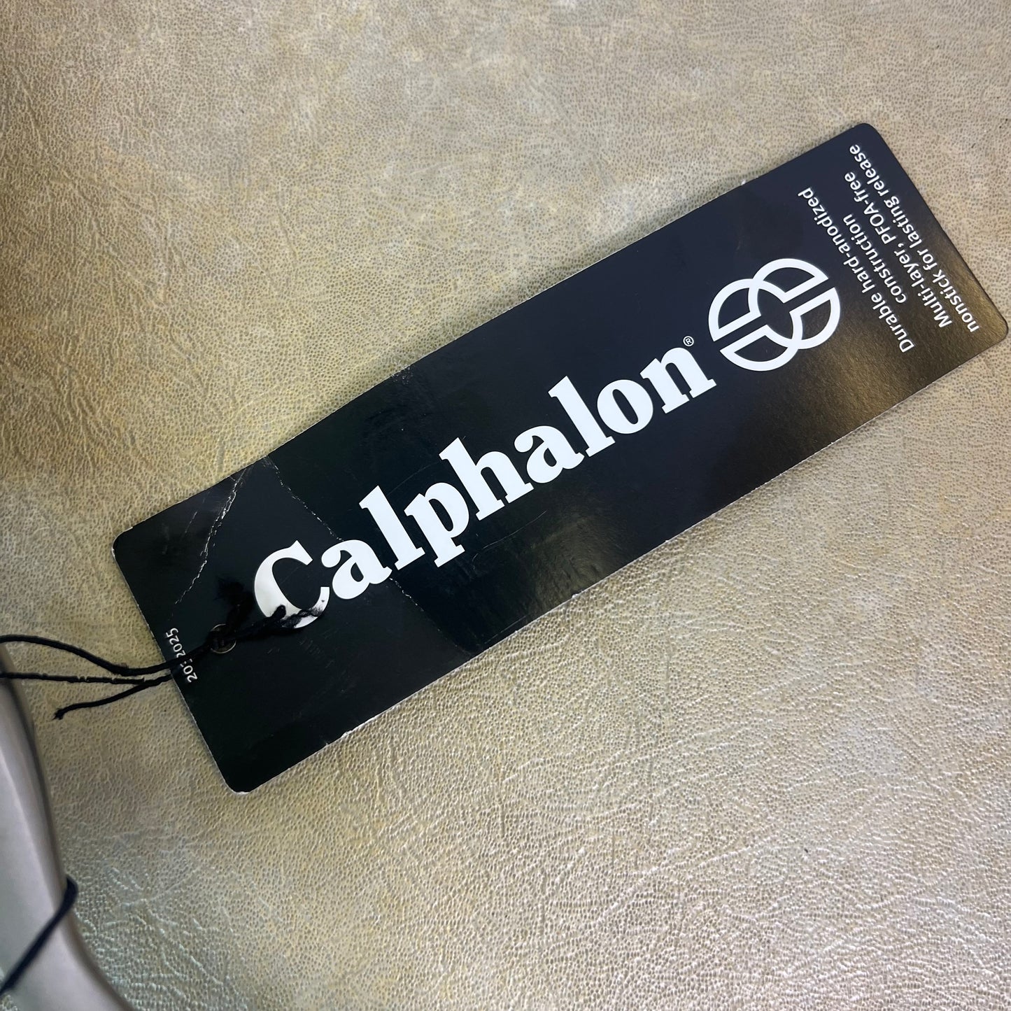 New NWT Calphalon Contemporary Nonstick 10-inch Omelet Pan