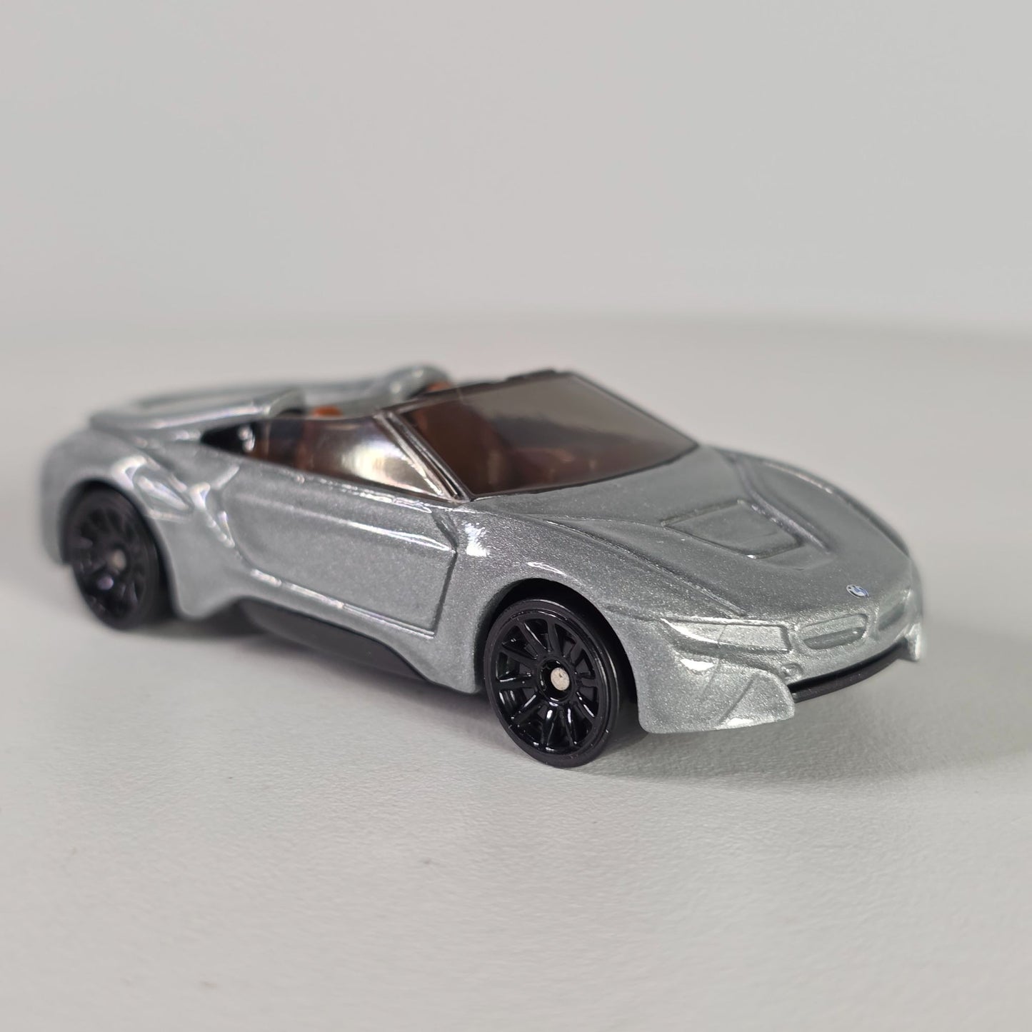 Hot Wheels 2015 BMW i8 Roadster Convertible Silver Die-Cast Car