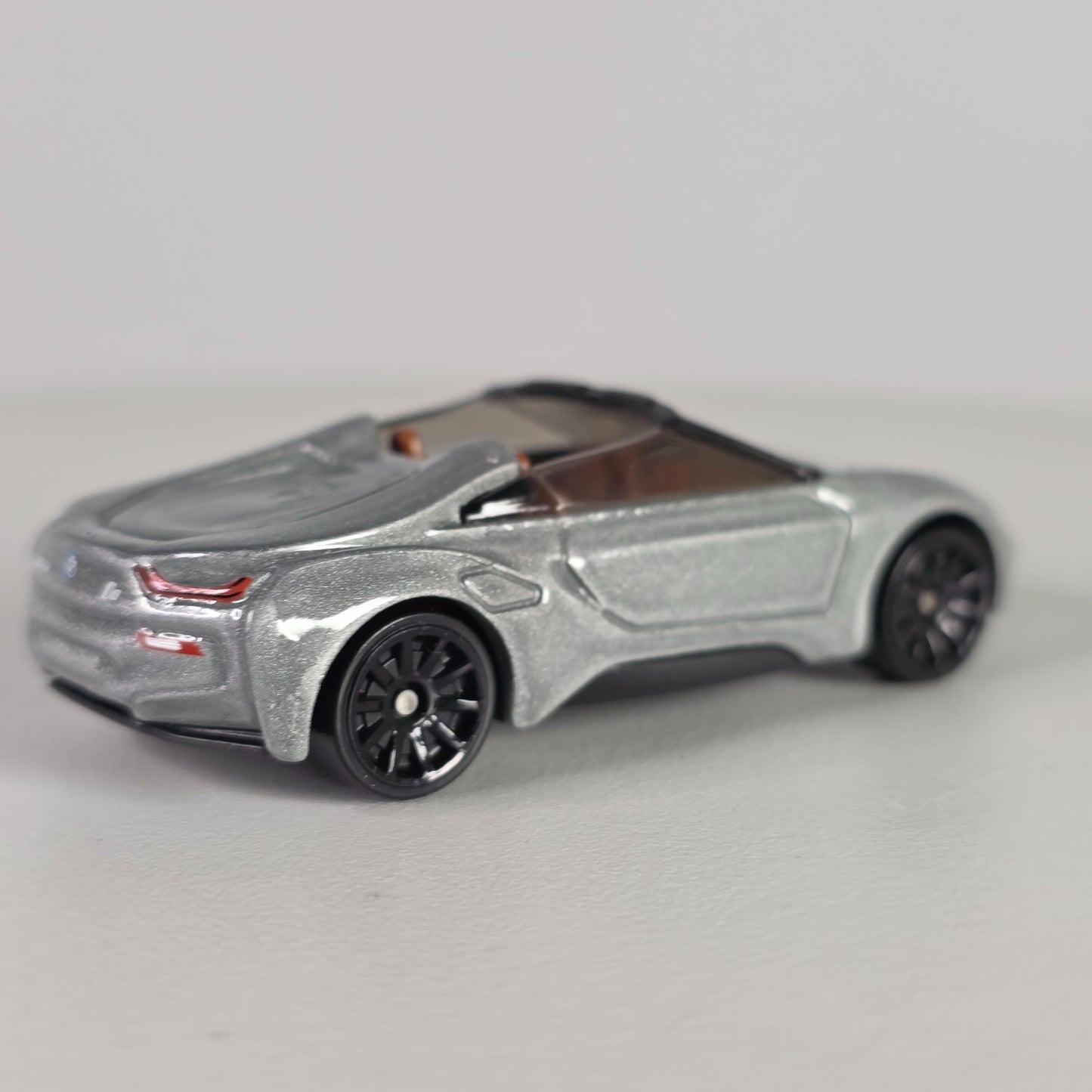 Hot Wheels 2015 BMW i8 Roadster Convertible Silver Die-Cast Car
