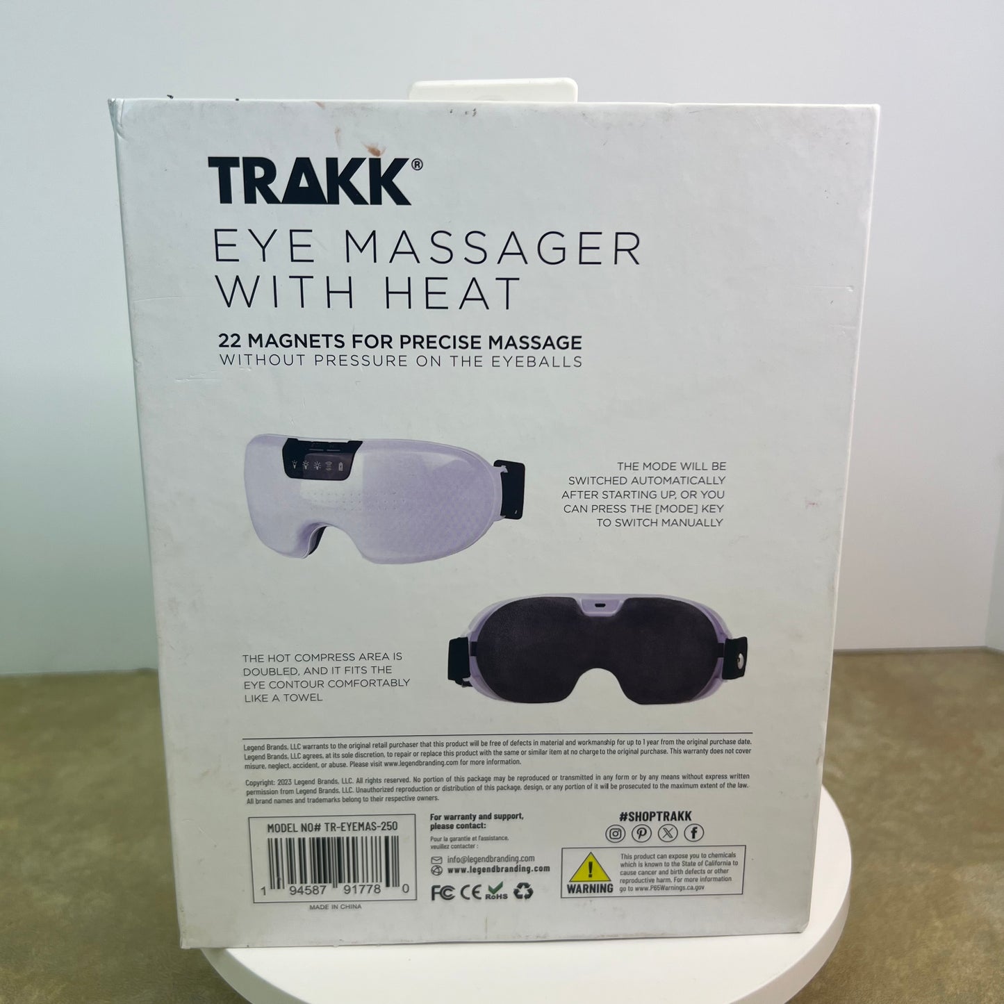 NIOB New TRAKK Eye Massager Heat 22 Magnets Relax