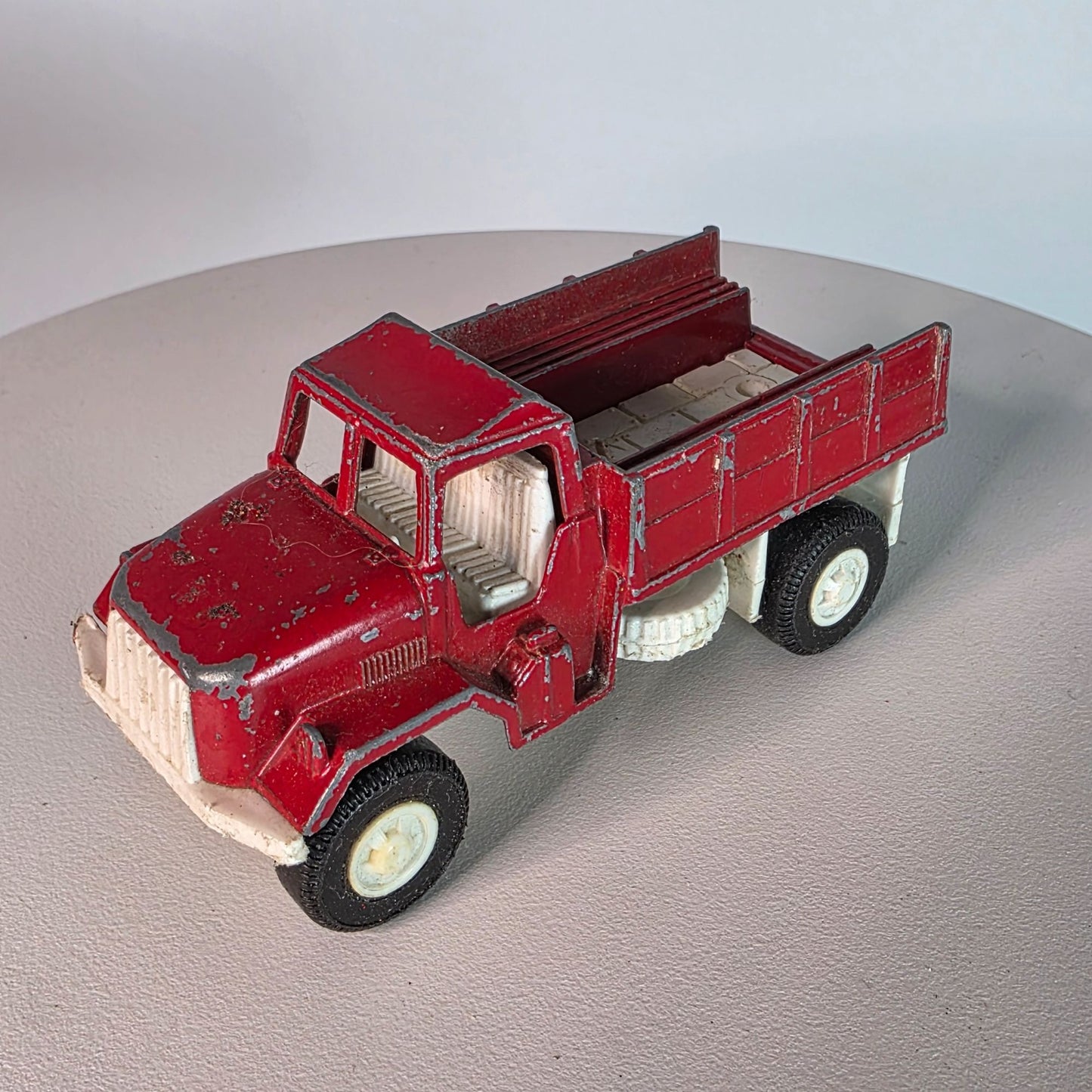 Vintage Tootsie Toy Deuce 1/2 Red & White Die-Cast Truck With Rolling Wheels