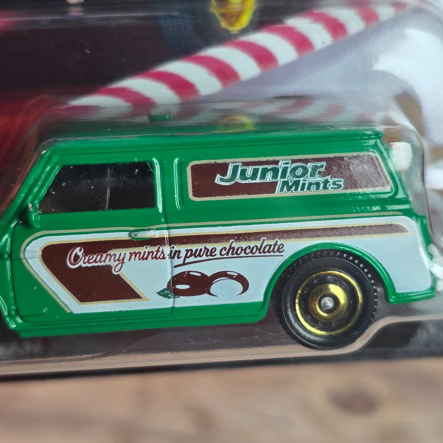 Matchbox Junior Mints Austin Mini Van Diecast Model 6/6