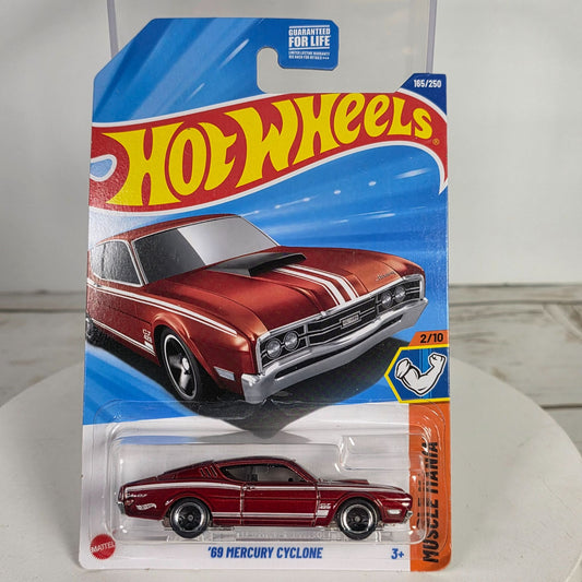 Hot Wheels 69 Mercury Cyclone Die-Cast Car 165/250 Muscle Mania Series
