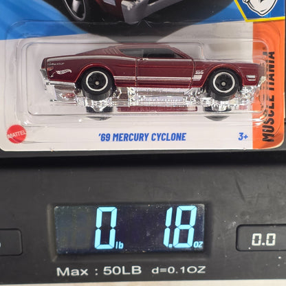 Hot Wheels 69 Mercury Cyclone Die-Cast Car 165/250 Muscle Mania Series