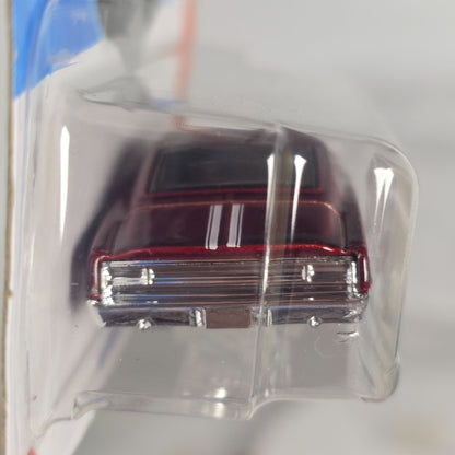 Hot Wheels 69 Mercury Cyclone Die-Cast Car 165/250 Muscle Mania Series