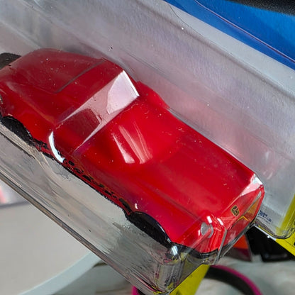 Hot Wheels Porsche 911 Carrera Clip Red Collectors Edition 187/250