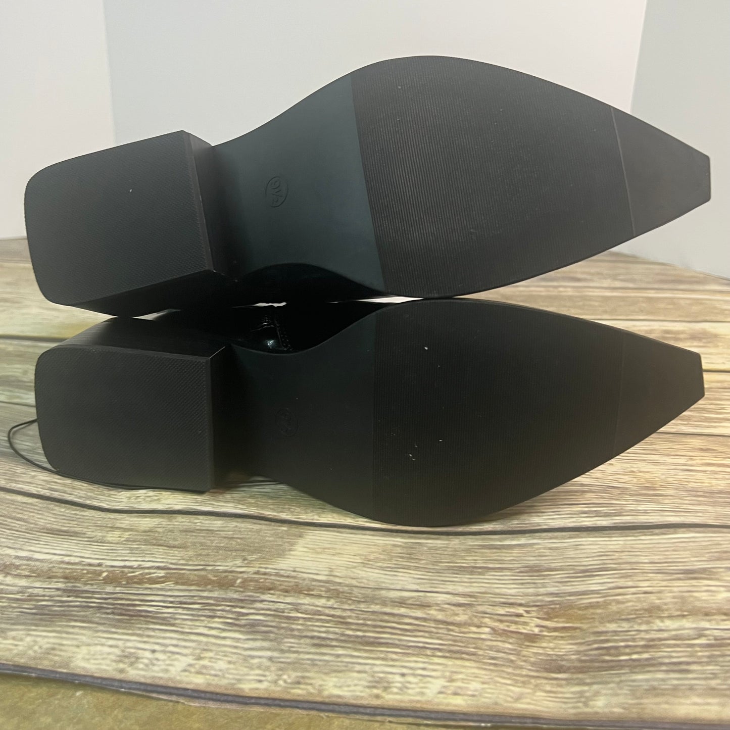 New NIB Women’s Wild Fable Giovanna Boots +Memory Foam Size 9.5 Black