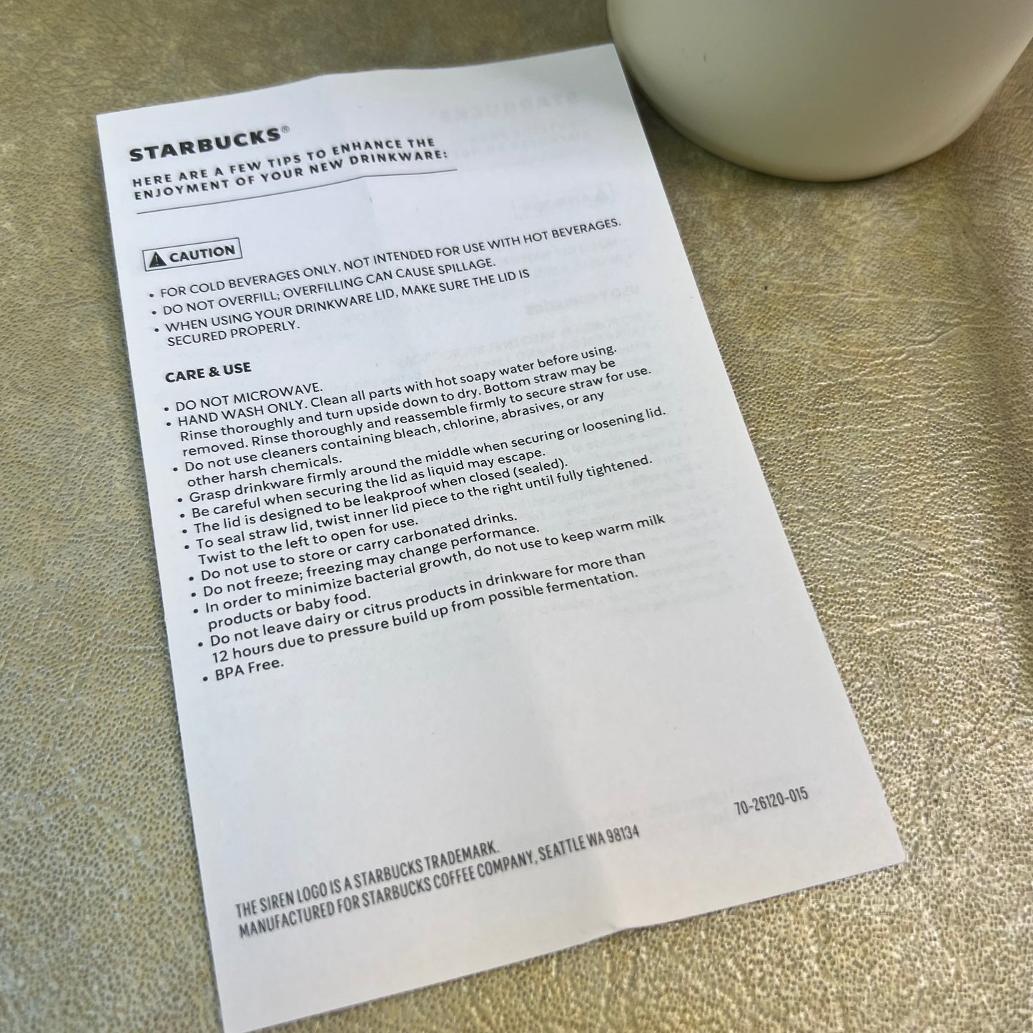 NWT New Starbucks Vacuum Insulated Cold Cup Tumbler Twist Seal Matte White 24oz