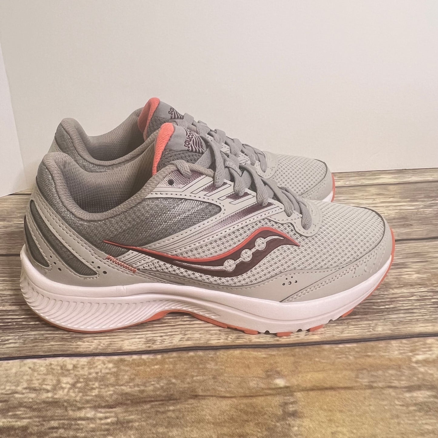 Saucony Cohesion 15 Fog/Coral S10702-22 Women’s 7 Wide