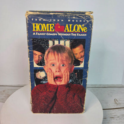 Disneys "George Of The Jungle" & "Monkey Trouble" "Agent Cody Banks" "Home Alone" & "Kindergarten Cop" VHS Lot