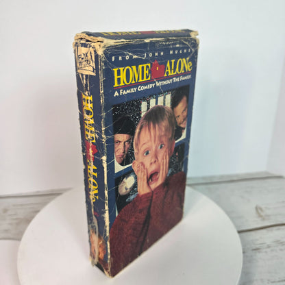 Disneys "George Of The Jungle" & "Monkey Trouble" "Agent Cody Banks" "Home Alone" & "Kindergarten Cop" VHS Lot