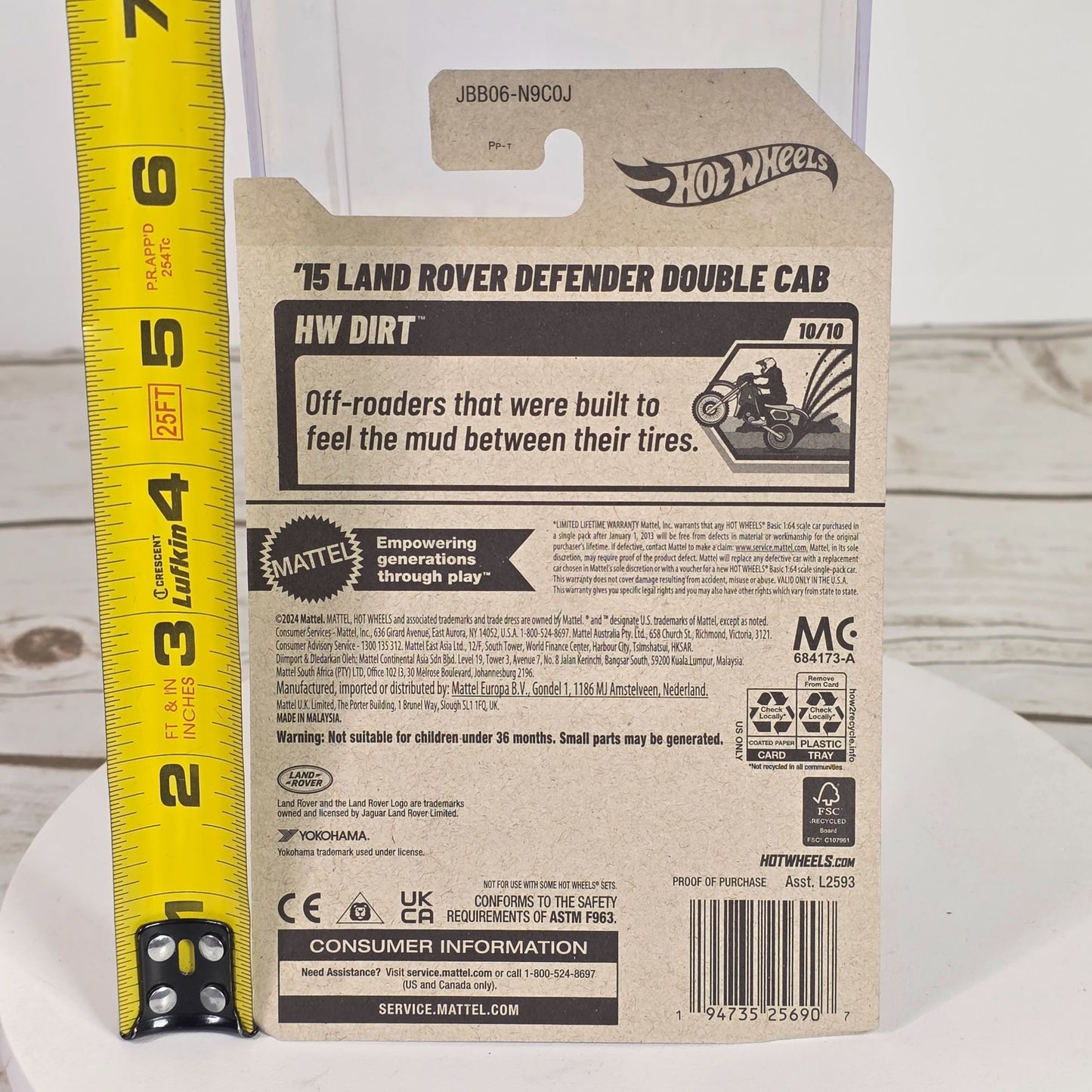 Hot Wheels 15 Land Rover Defender Double Cab Red Yokohama HW Dirt 179/250 1:64 Diecast Collectible Toy Car