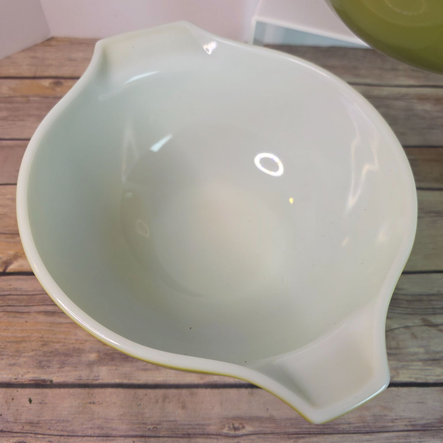 Pyrex Verde Green Cinderella Nesting Glass Bowls Set Of 3