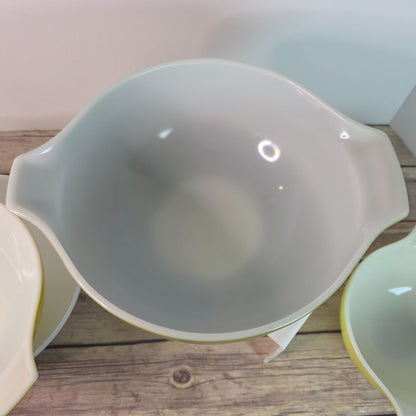 Pyrex Verde Green Cinderella Nesting Glass Bowls Set Of 3