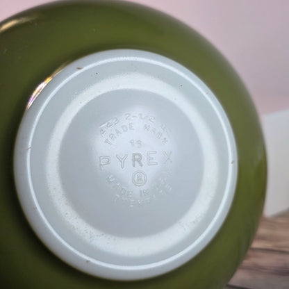 Pyrex Verde Green Cinderella Nesting Glass Bowls Set Of 3