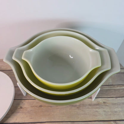 Pyrex Verde Green Cinderella Nesting Glass Bowls Set Of 3