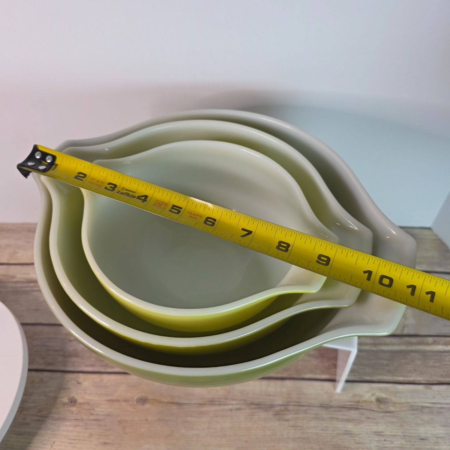 Pyrex Verde Green Cinderella Nesting Glass Bowls Set Of 3
