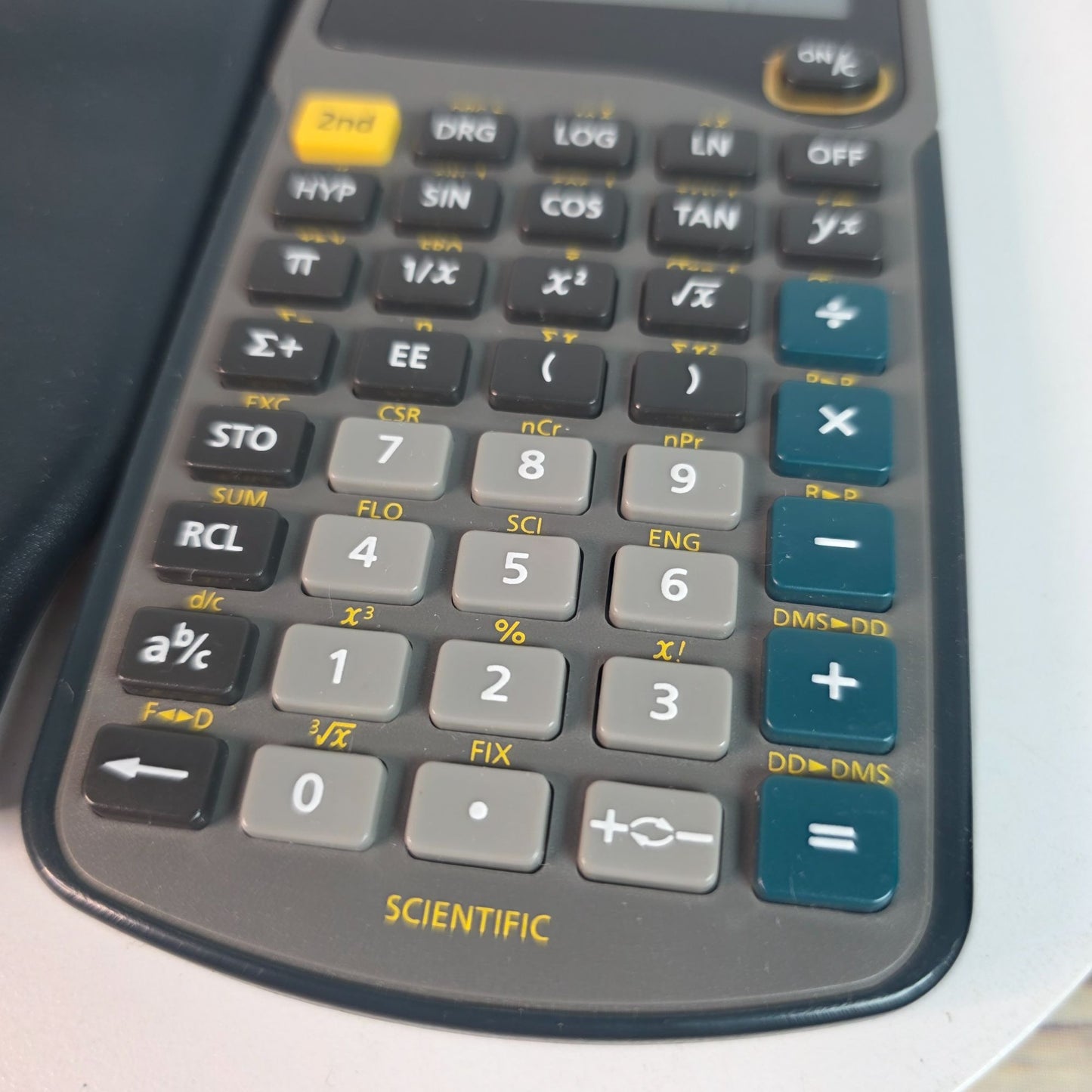 Casio SL-100L Dual Leaf Two Way Power Solar Calculator