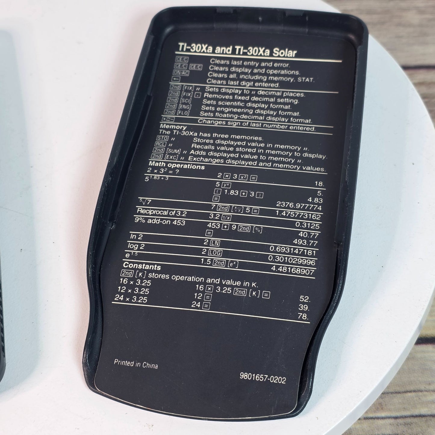 Casio SL-100L Dual Leaf Two Way Power Solar Calculator