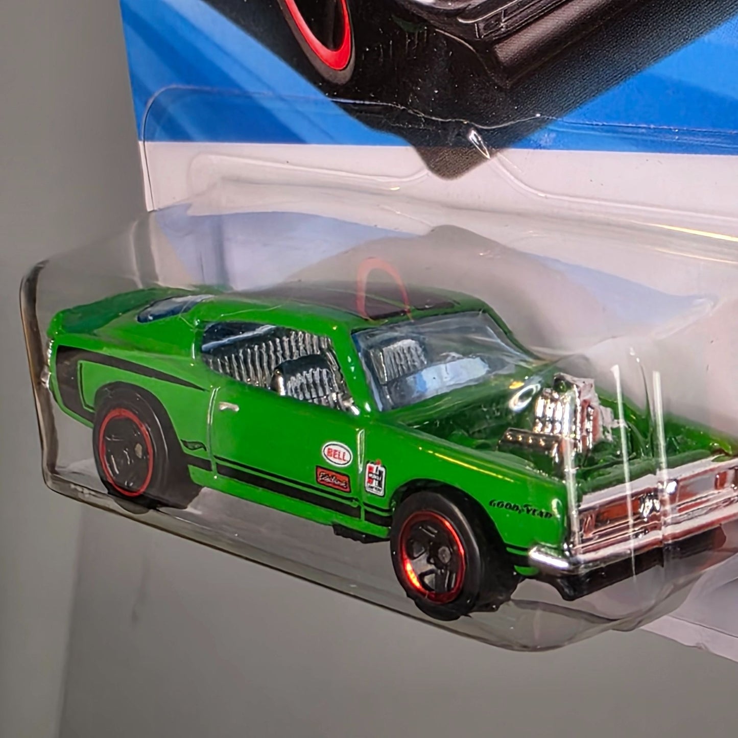 Hot Wheels King Kuda Muscle Mania 6/10 Die-Cast Car
