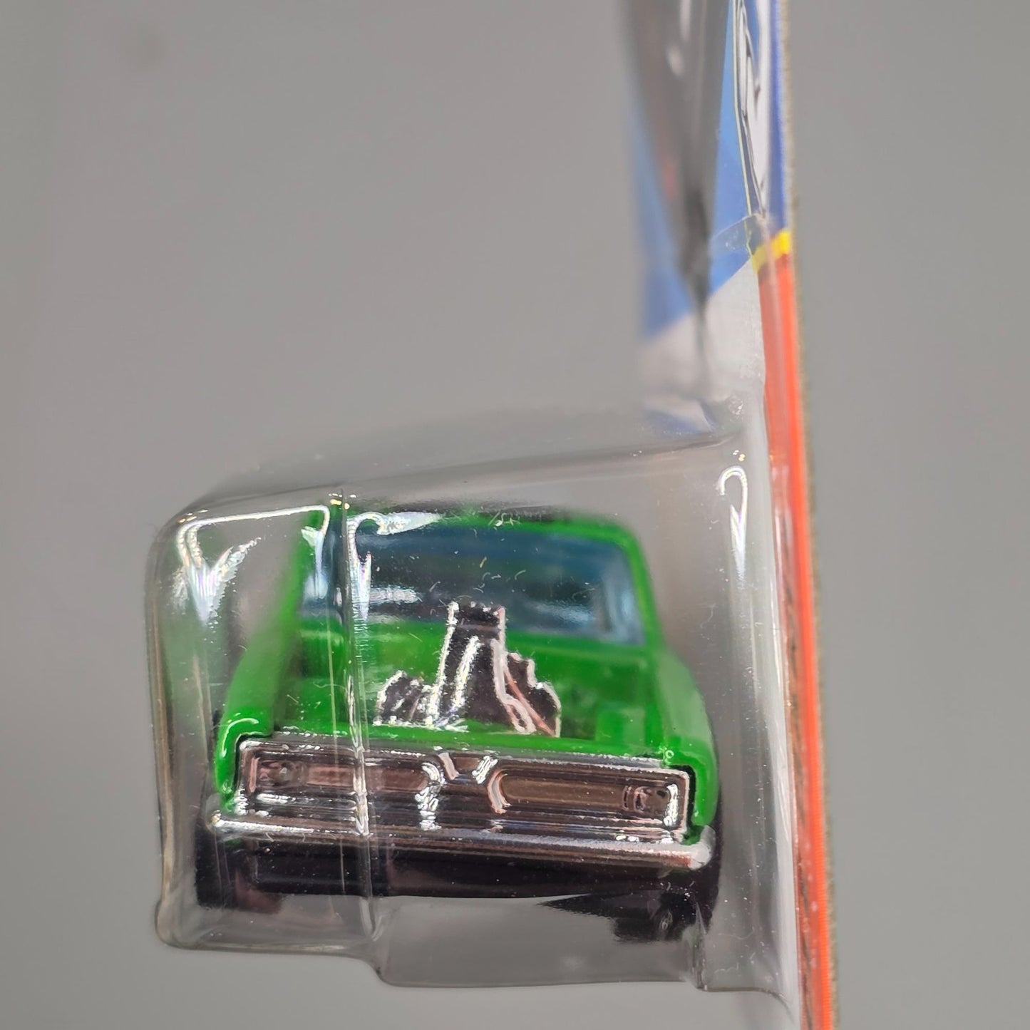 Hot Wheels King Kuda Muscle Mania 6/10 Die-Cast Car
