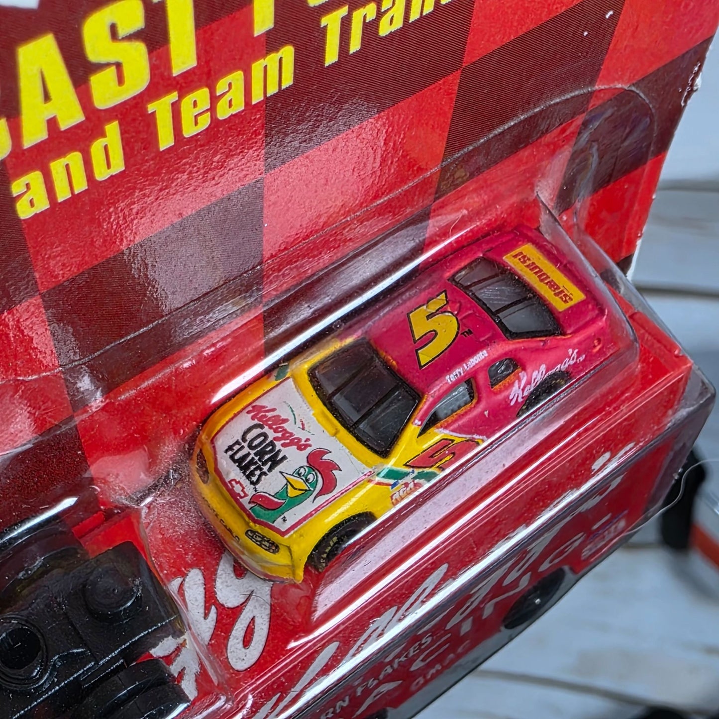 NASCAR 50th Anniversary Die Cast Replica 1:144 Scale Stock Car & Team Transporter - Kelloggs Racing Truck & Car Set