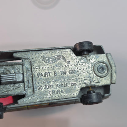 Vintage Hot Wheels Vairy 8 2002 Gray W/ Red Flames Loose Die-Cast Car #11 First Editions