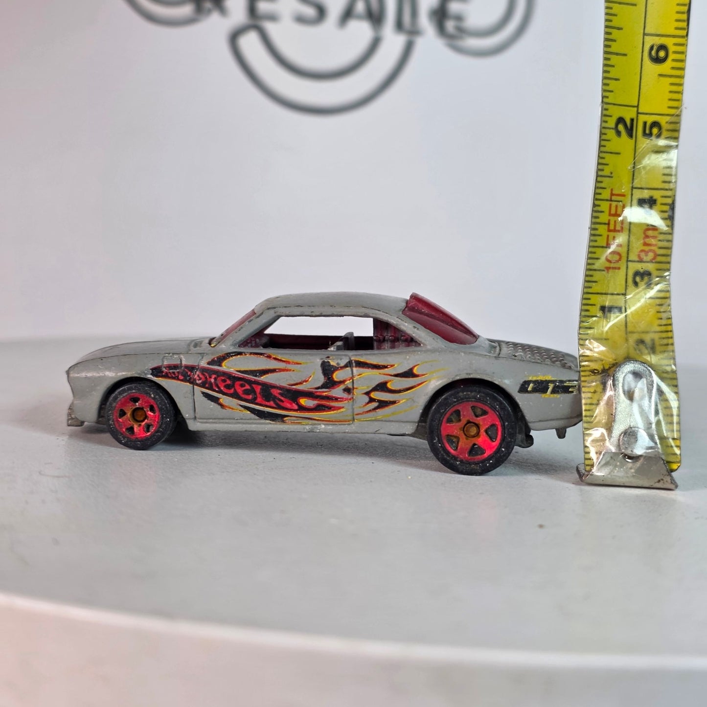 Vintage Hot Wheels Vairy 8 2002 Gray W/ Red Flames Loose Die-Cast Car #11 First Editions