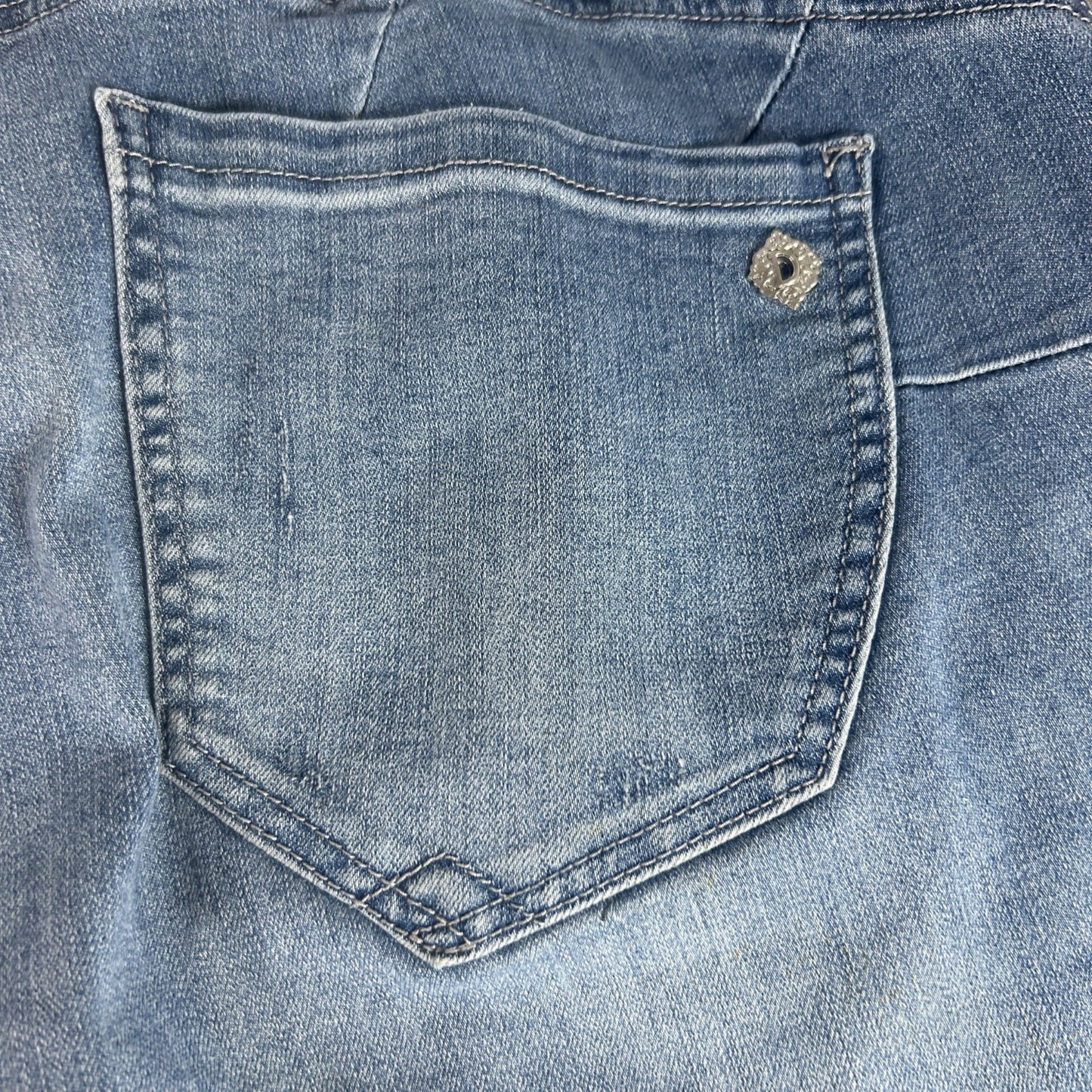 Democracy Womens "Ab"Solution 16WP Denim Shorts Light Wash Blue Jeans