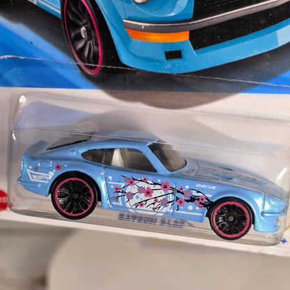 Hot Wheels Datsun 240Z Blue New Art Cars 62/250 Limited Edition Die-Cast Model