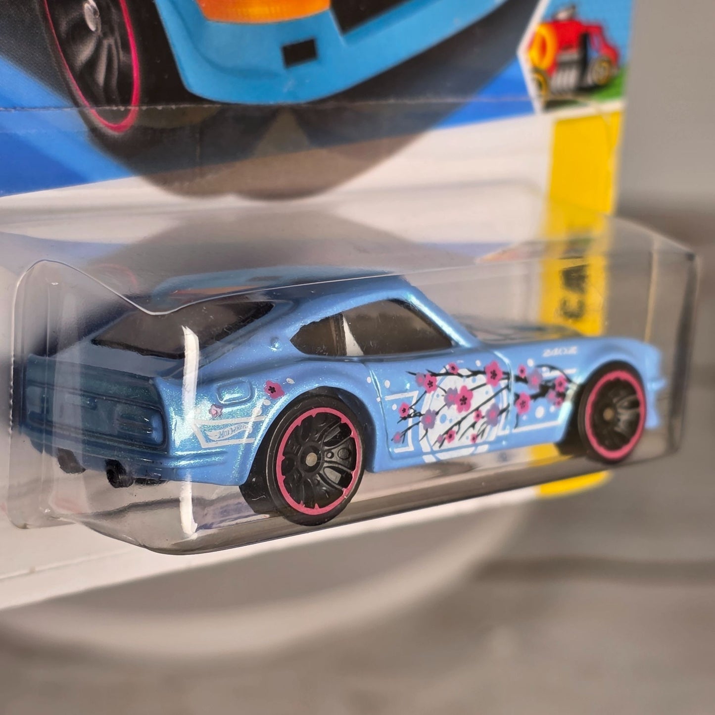 Hot Wheels Datsun 240Z Blue New Art Cars 62/250 Limited Edition Die-Cast Model