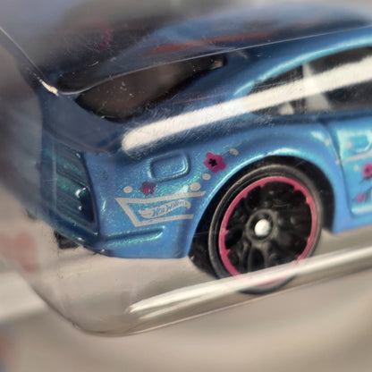 Hot Wheels Datsun 240Z Blue New Art Cars 62/250 Limited Edition Die-Cast Model