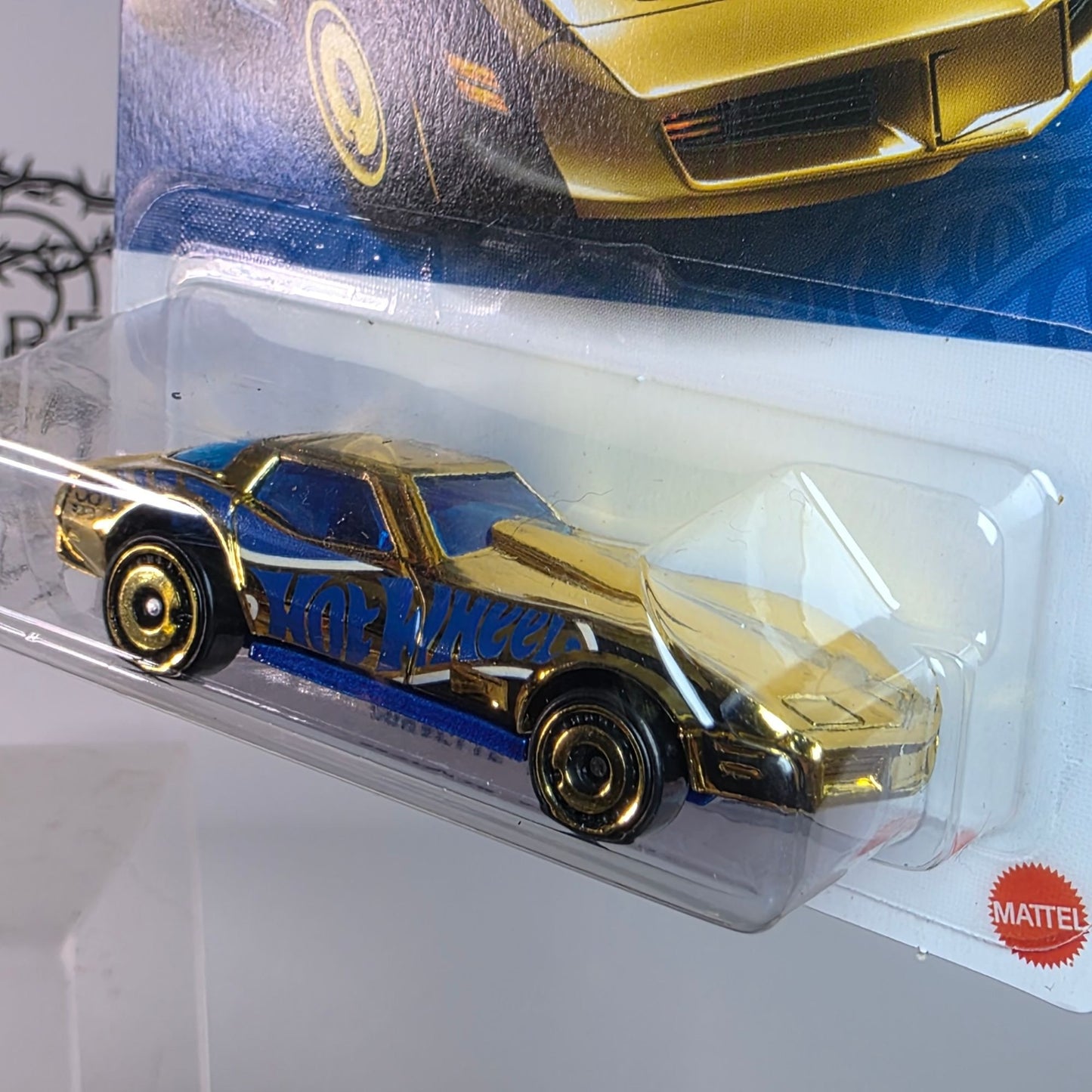 Corvette Stingray * CHASE * 2025 Hot Wheels 58th Anniversary Blue & Gold Chrome