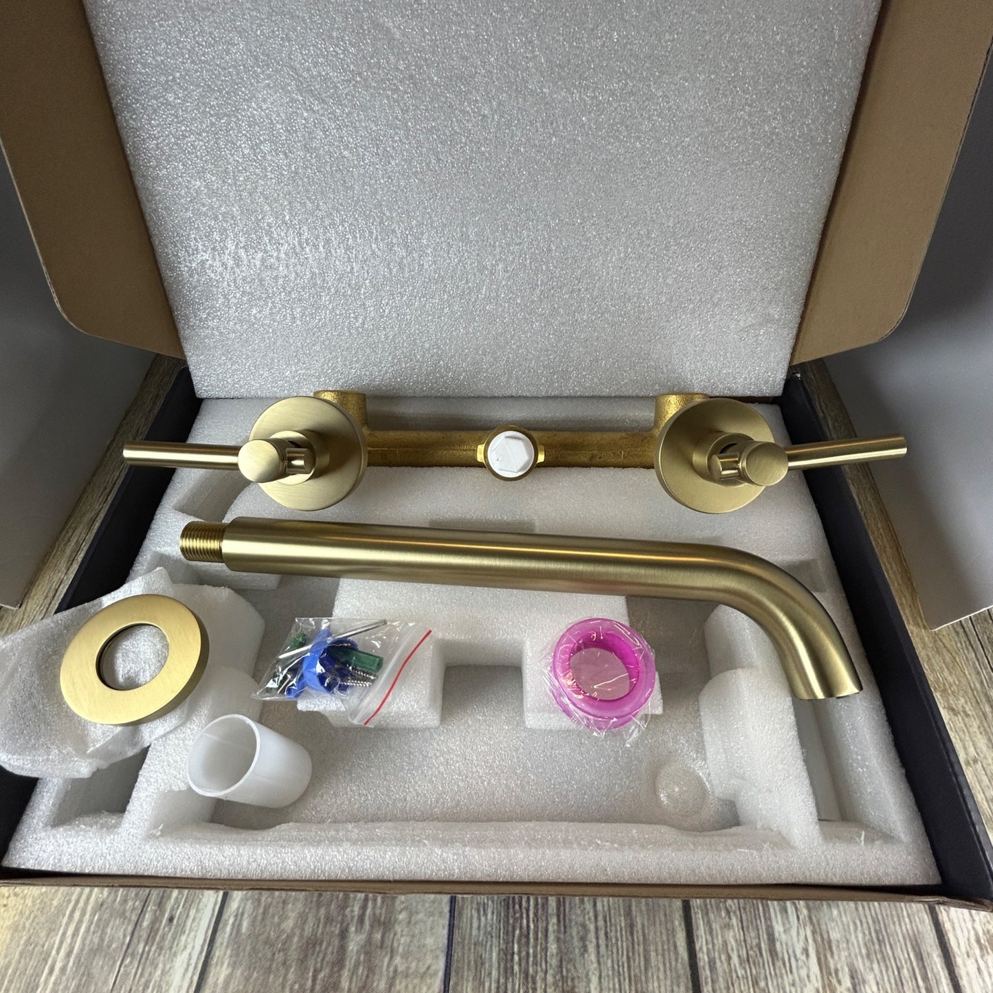 Kottisaari Wall Mount Tub Filler With Box