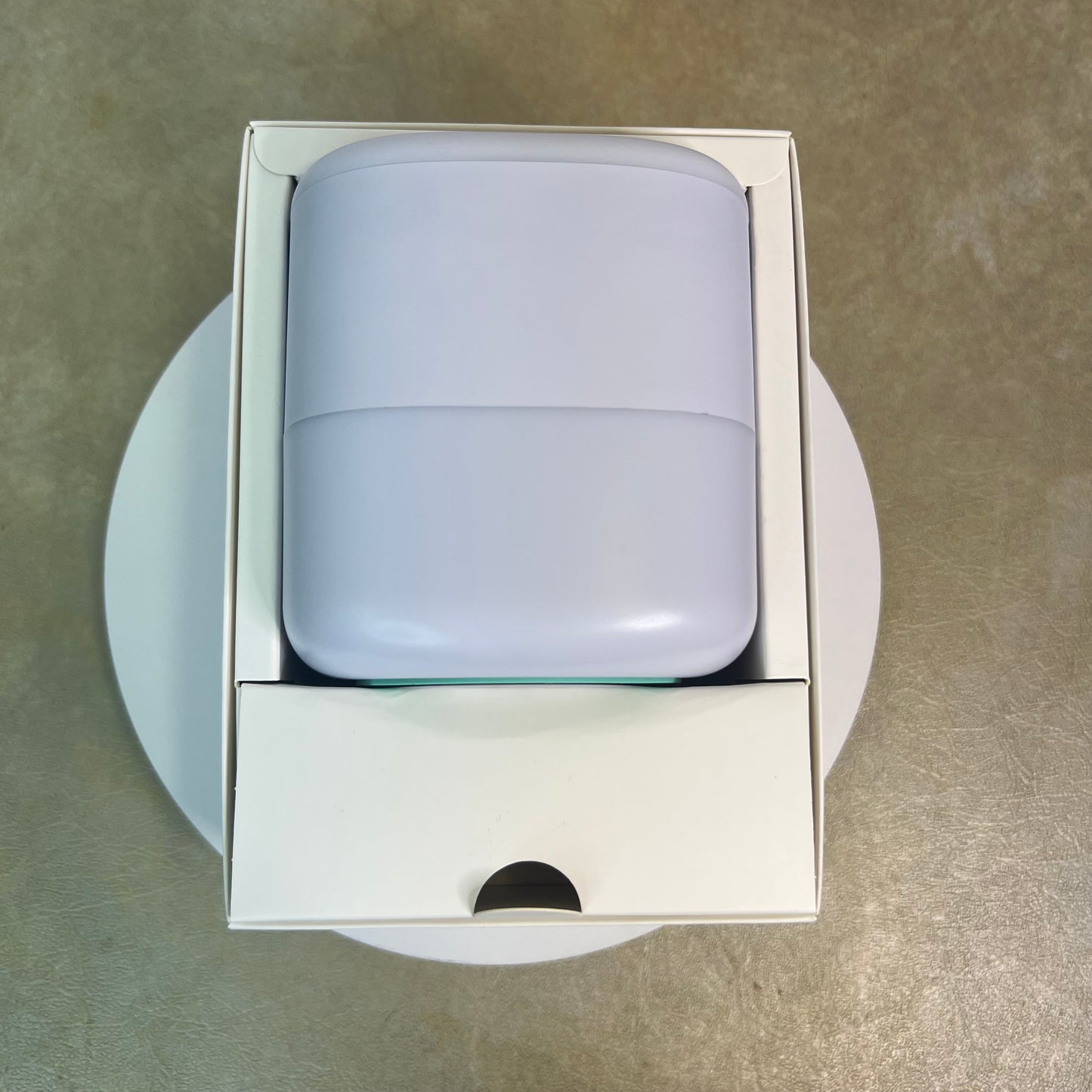 New Frida 3-In-1 Baby Sound Machine When-To-Wake Clock + Nightlight