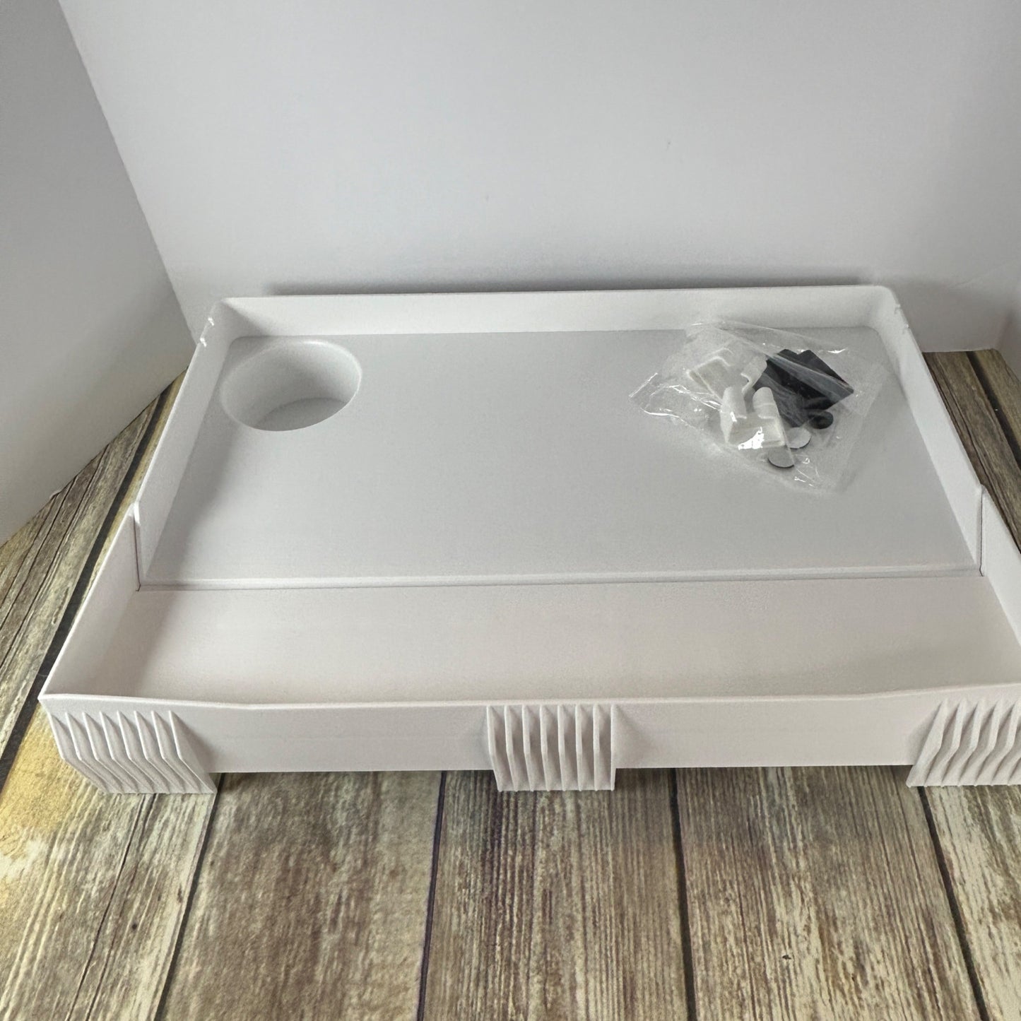 Spacelead Bedside Shelf For Bed & Top Bunk - Clip On Nightstand Snack Organizer & Floating Bed Side Table Tray In White Plastic