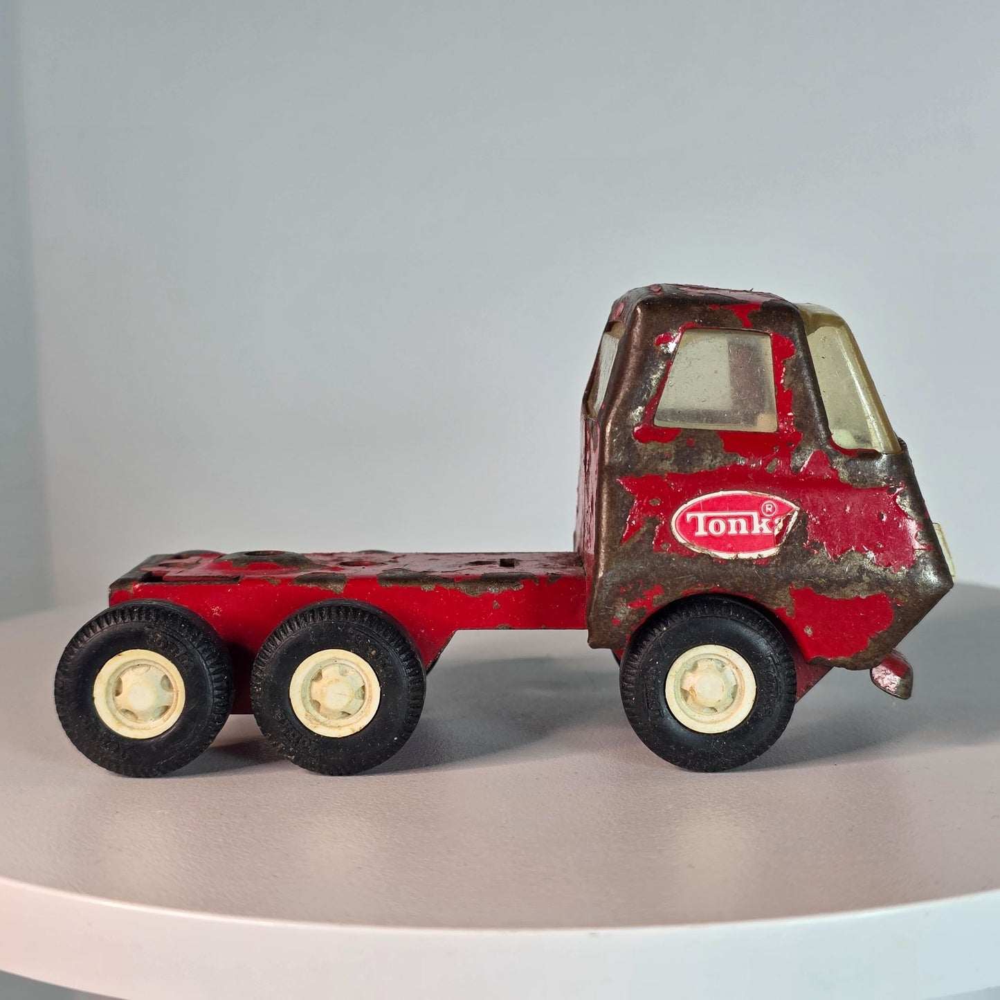Vintage Tonka Metal Semi Truck Toy Red Rusted Patina Collectible 6 Wheels