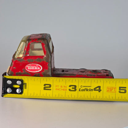 Vintage Tonka Metal Semi Truck Toy Red Rusted Patina Collectible 6 Wheels