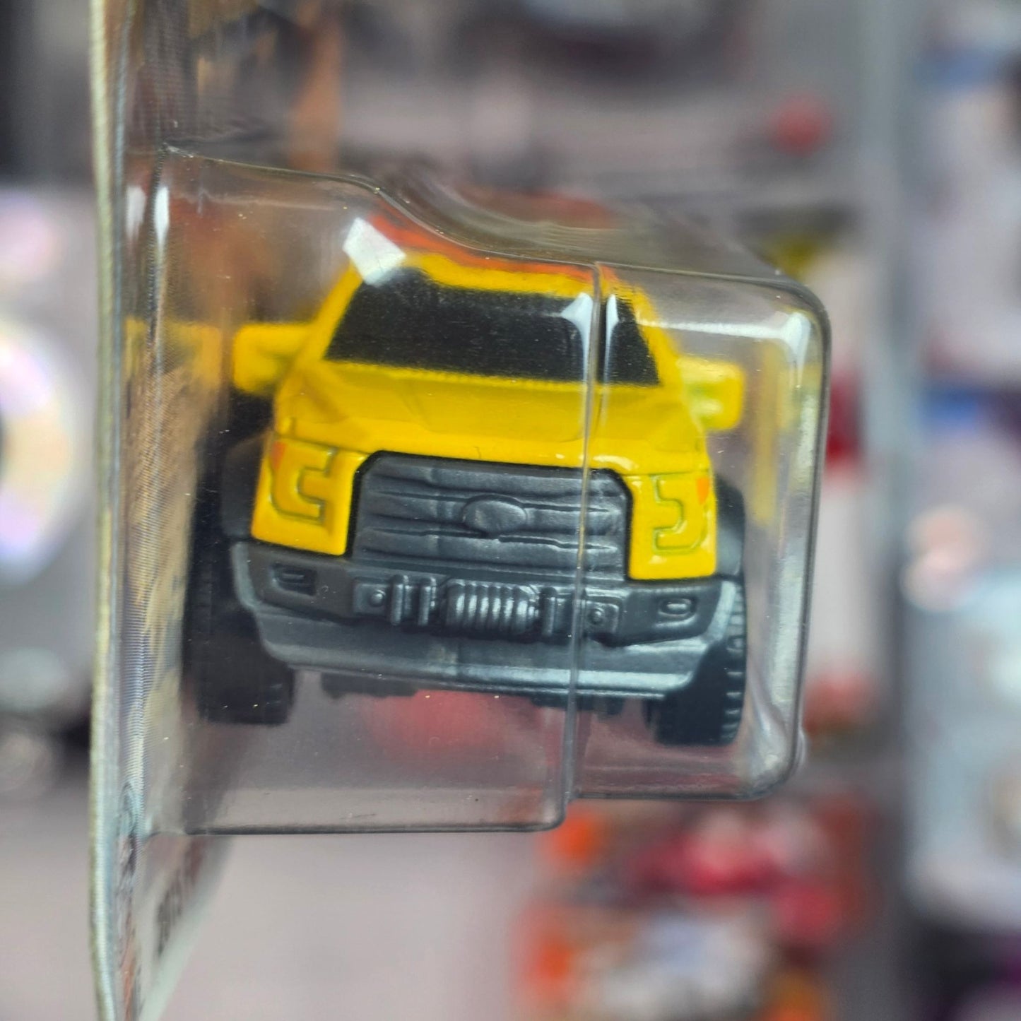 Matchbox 2015 Ford F-150 Contractor Truck Yellow #18/125 New MOC