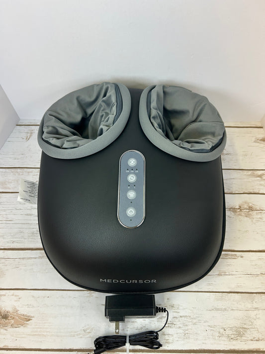 NIOB New MEDCURSOR Shiatsu Foot Massager w/Heat MDFM400 Spa Relaxation