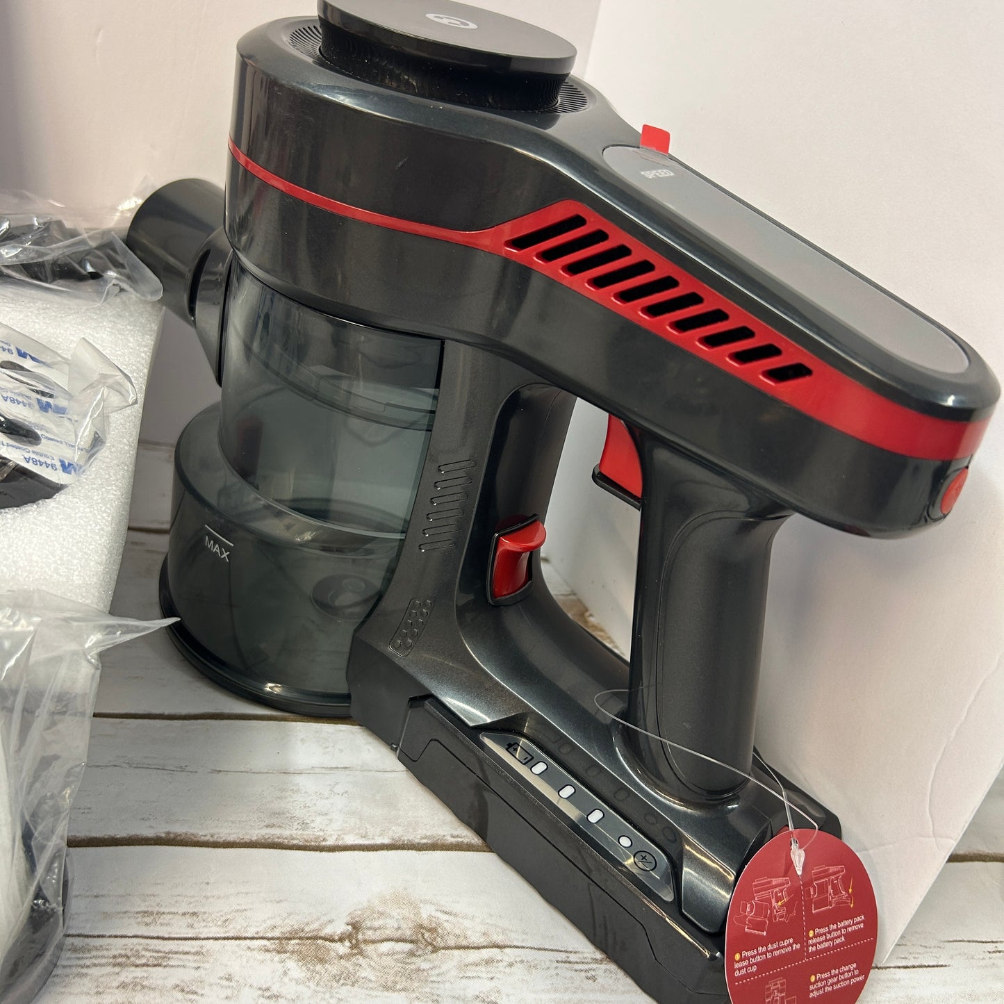 NIOB New CHEBIO A16 Cordless Stick Vacuum Red