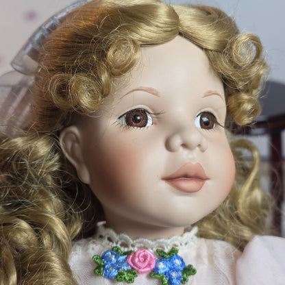 Melissa Victorian Vanity Porcelain Doll By Sandy Freeman With Stand & COA