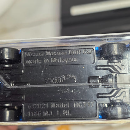 Hot Wheels HW J-Imports Nissan Maxima Drift Car 47/250 Limited Lifetime Warranty Die-Cast Blue & Red Details 3+