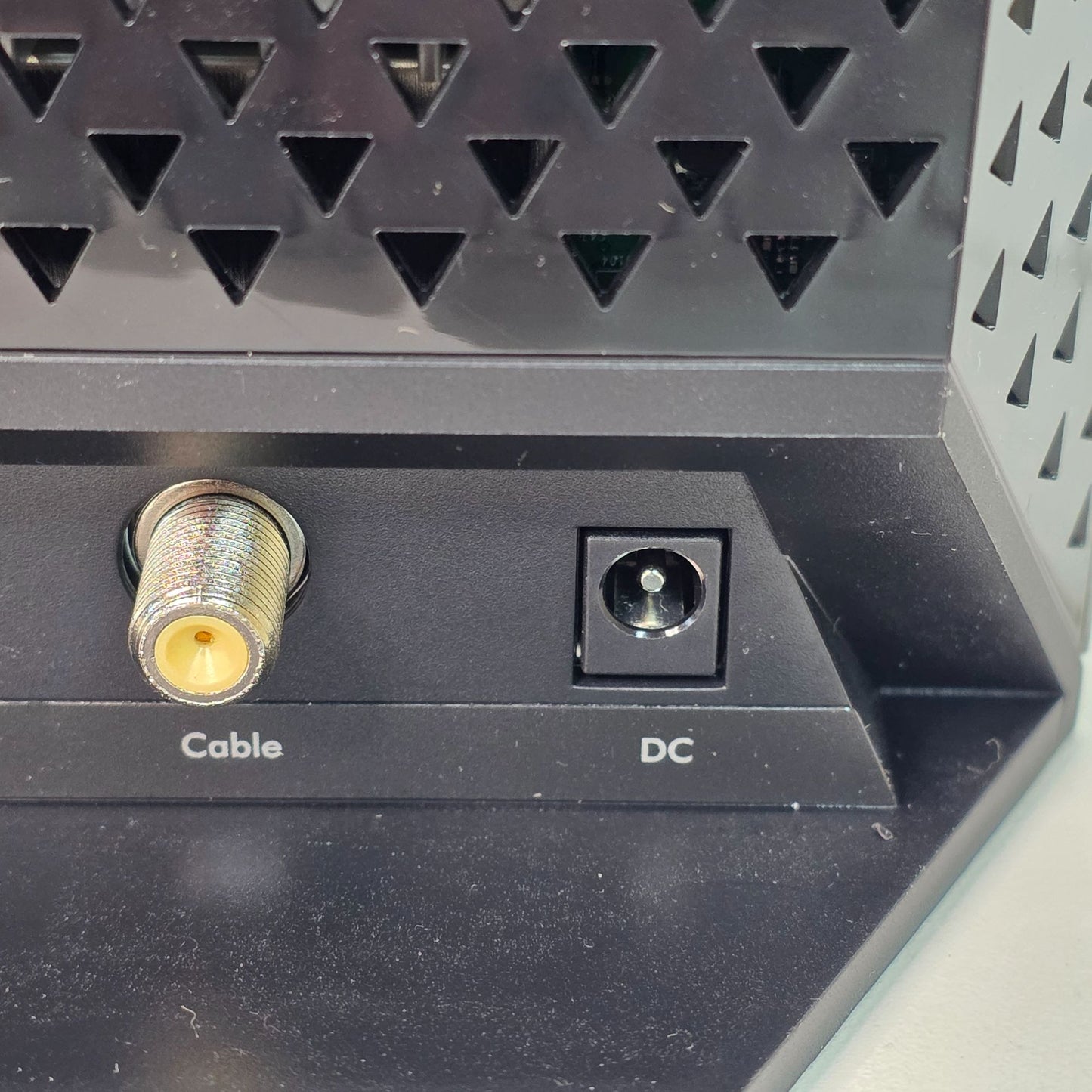 Netgear AC1600 WiFi Cable Modem Router C6250 Dual Band Gigabit - Up To 680 Mbps Speed