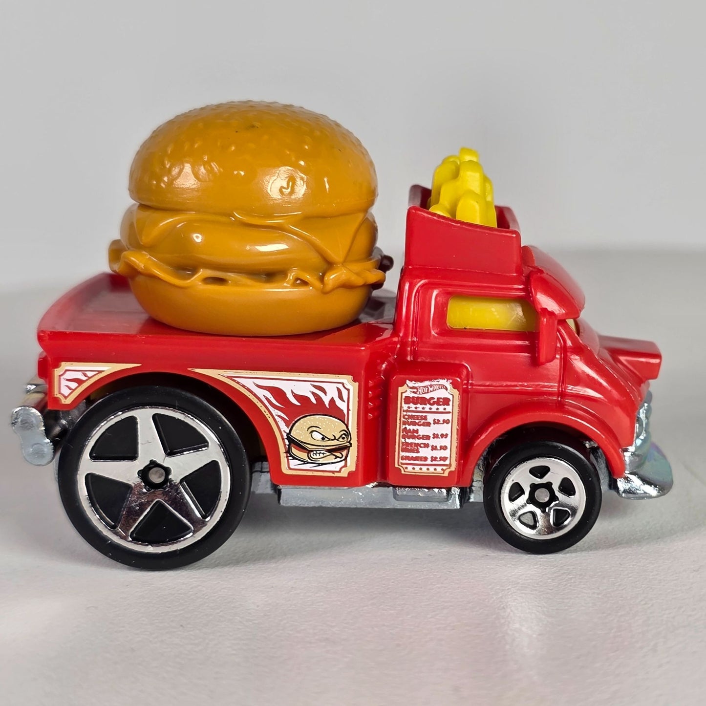 2025 Hot Wheels Buns Of Steel Burger & Fries Truck Die-Cast Collectible Toy Car