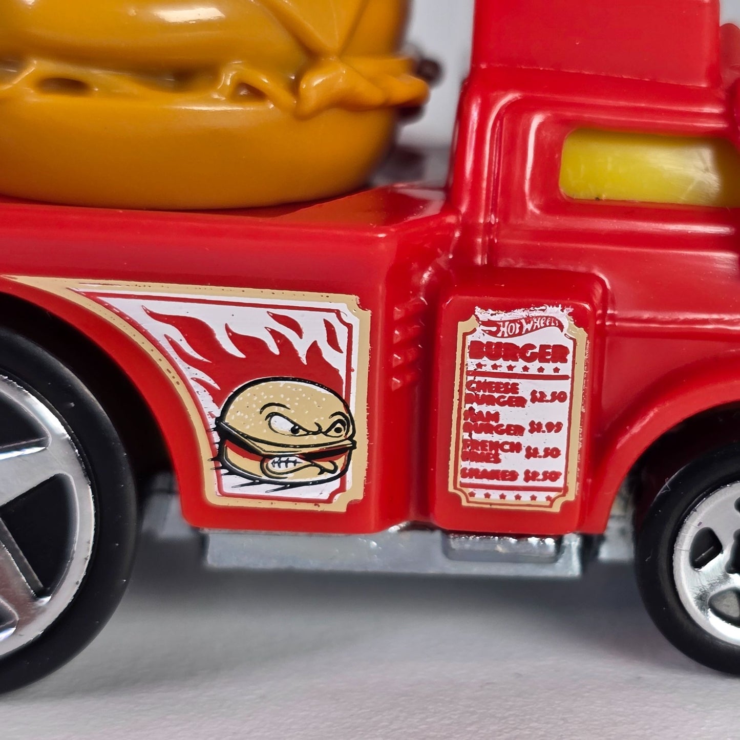 2025 Hot Wheels Buns Of Steel Burger & Fries Truck Die-Cast Collectible Toy Car